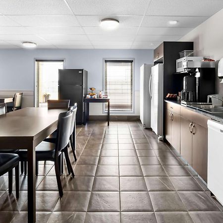 Surestay Studio By Best Western Hardisty Exterior foto